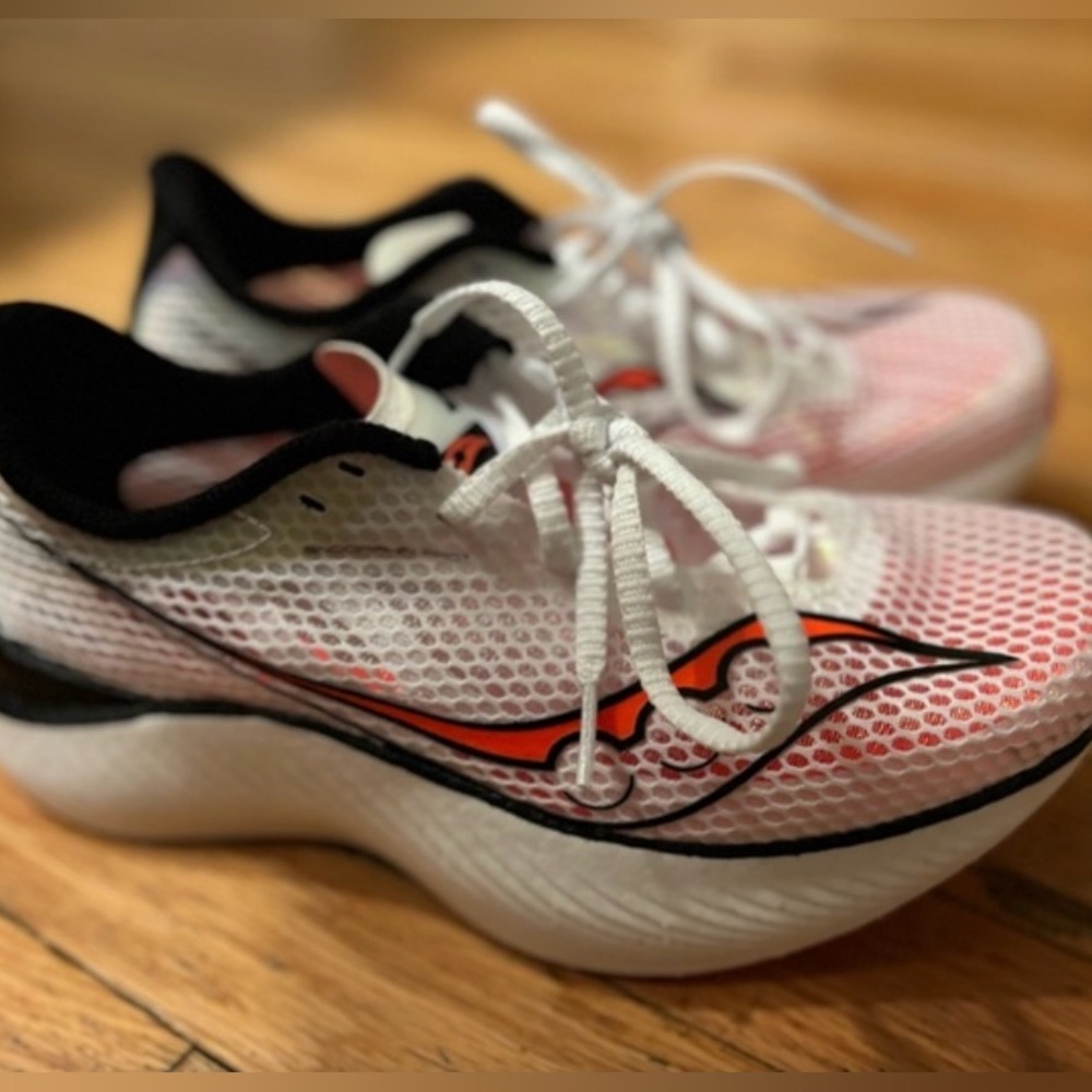Saucony Endorphin Pro 3 Like New